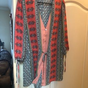 LuLu Romper never worn Size large